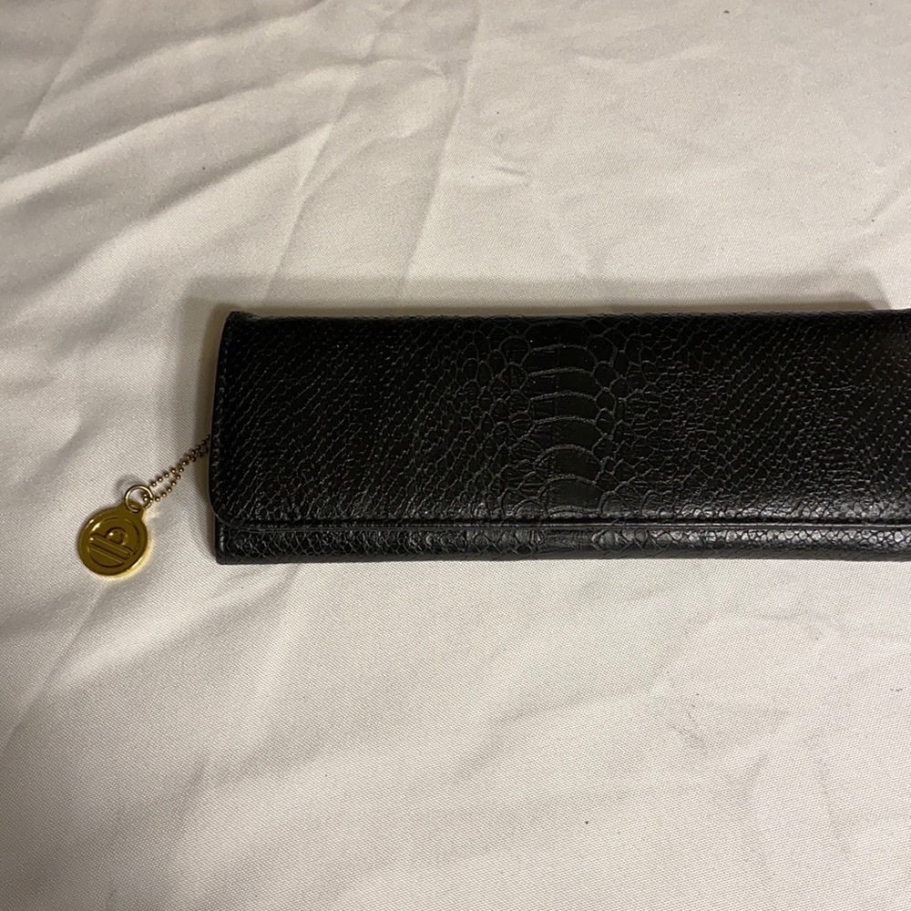 ♥️Big Buddha black clutch